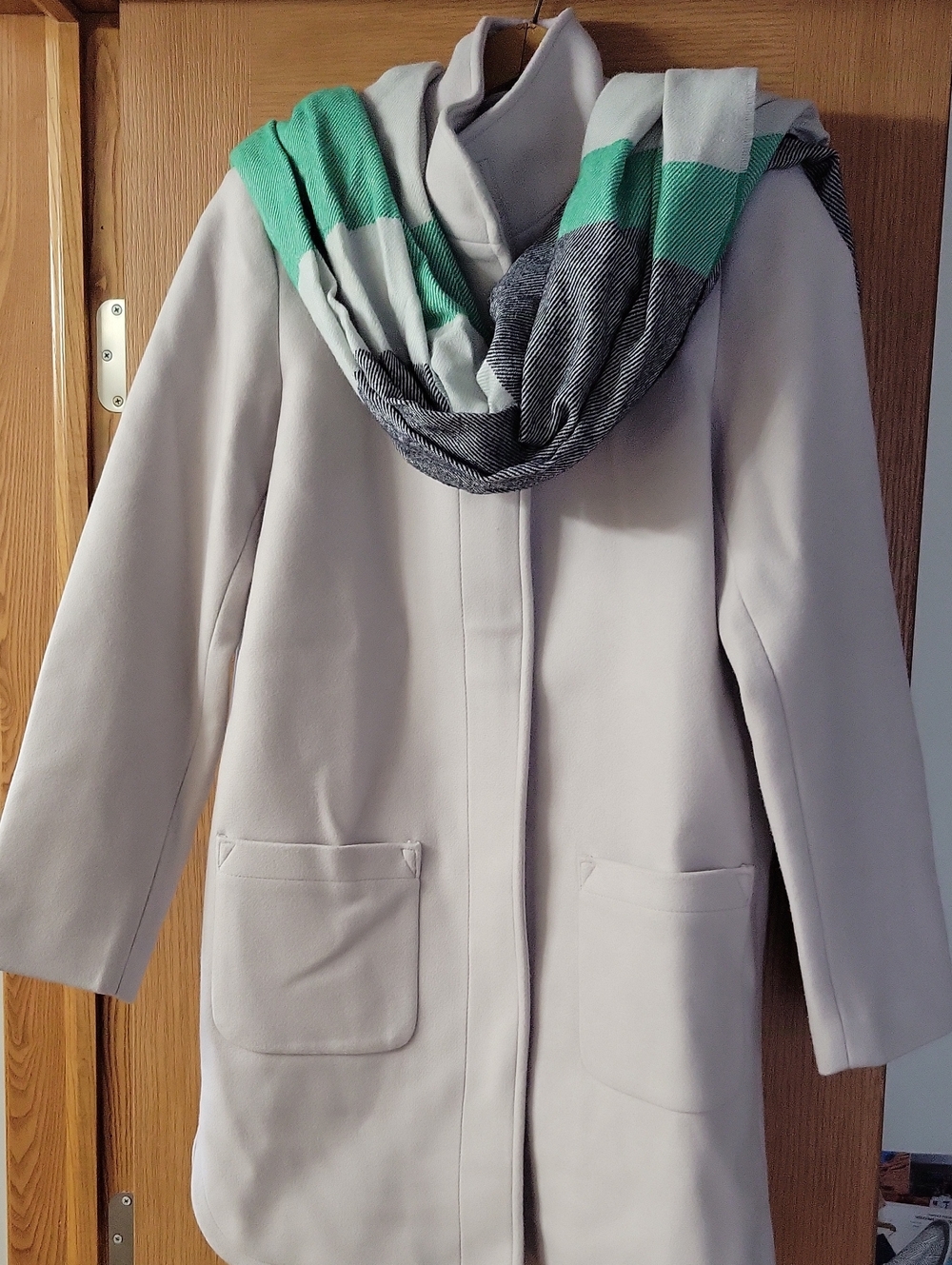 EUC - Light Gray Women's Coat with Mint & Gray Scarf